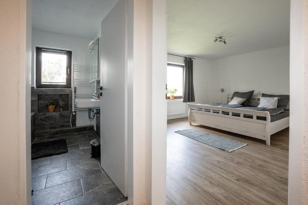 Ferienhaus Schneifel Auw bei Prum Luaran gambar